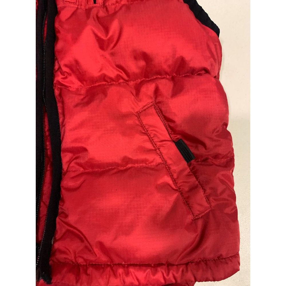 EUC GAP Red Vest Lined Insulated Size Small - Picture 3 of 10